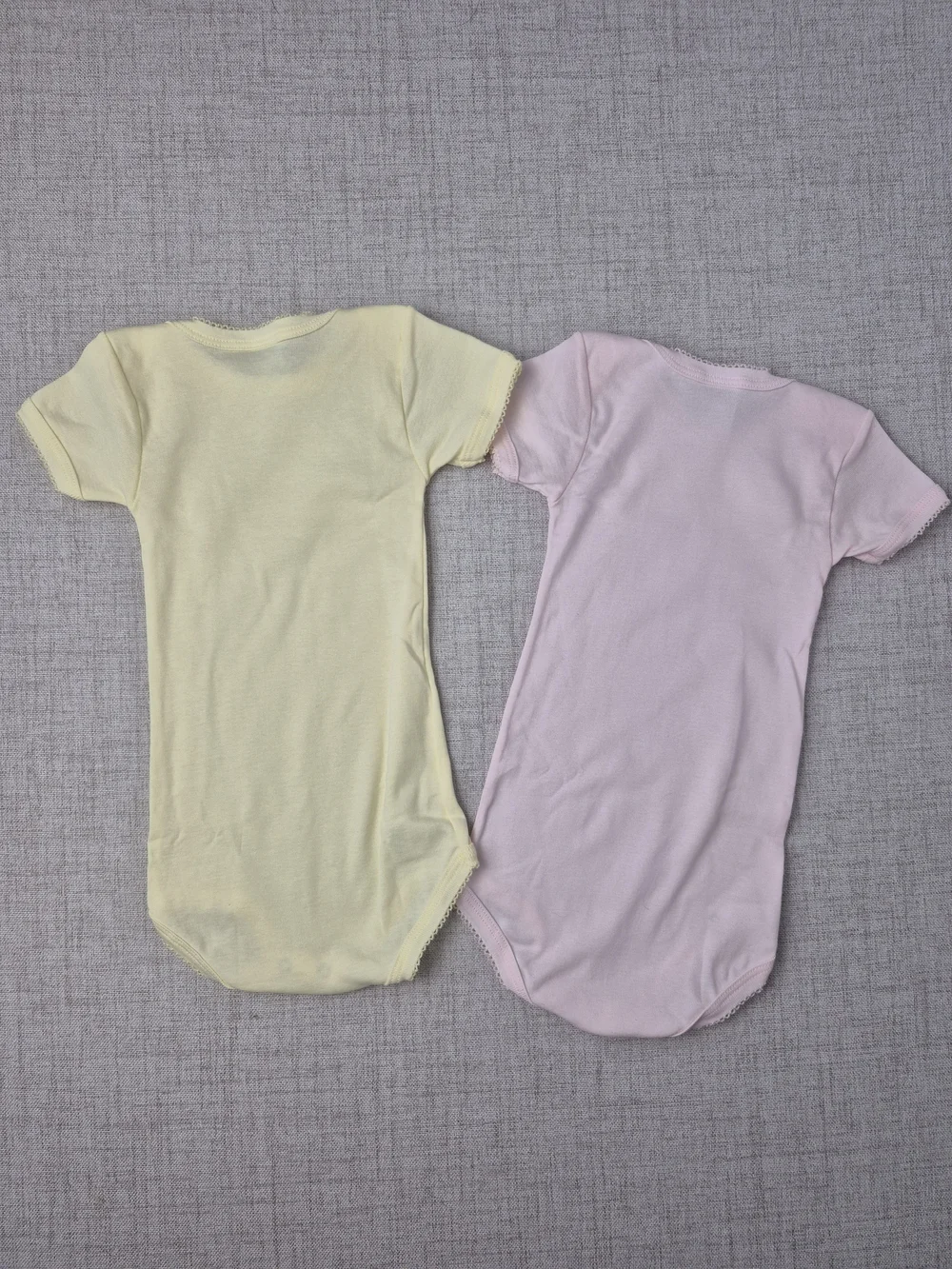 Petit Bateau Baby Girl 2 Pack Short Sleeve Picot Trim Bodysuits 12M